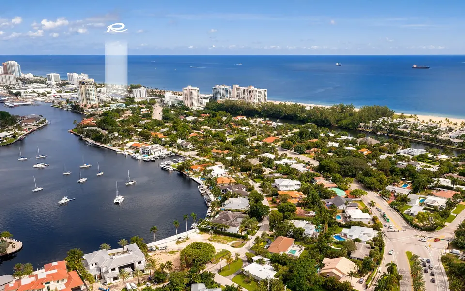 Aerial view — Riva Residenze Fort Lauderdale in Fort Lauderdale